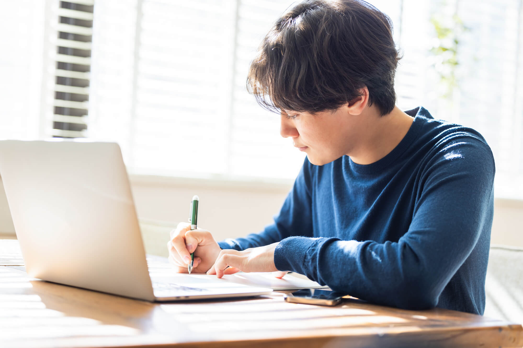 日本人講師が分かりやすく指導